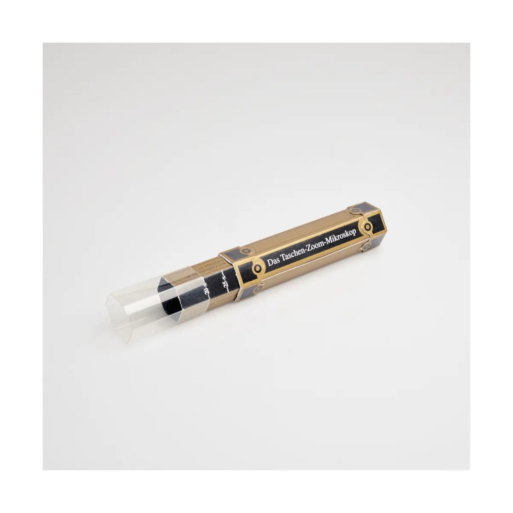 The Pocket Zoom Microscope